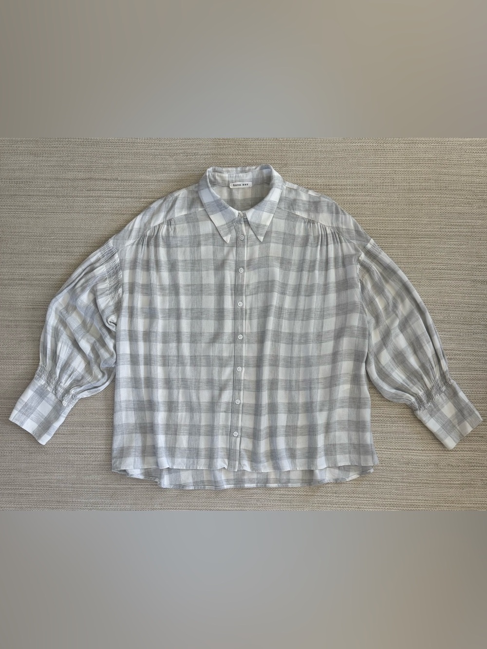 Hana San grey plaid balloon sleeve lightweight button up shirt women’s size S